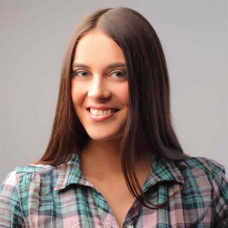 https://baribulaoviaggi.it/wp-content/uploads/2018/09/people-02.jpg