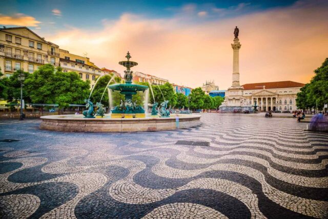 https://baribulaoviaggi.it/wp-content/uploads/2018/09/tour-portugal-01-640x427.jpg